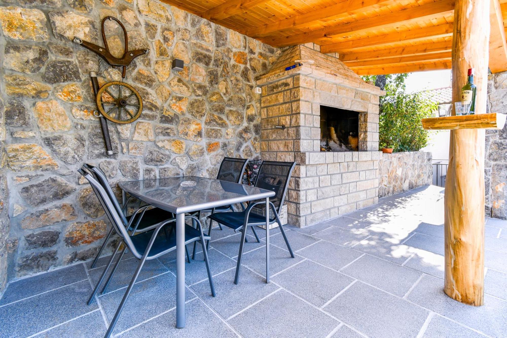 Apartman Lavanda Sa Bazenom I Okucnicom 4* Hreljin Exterior photo