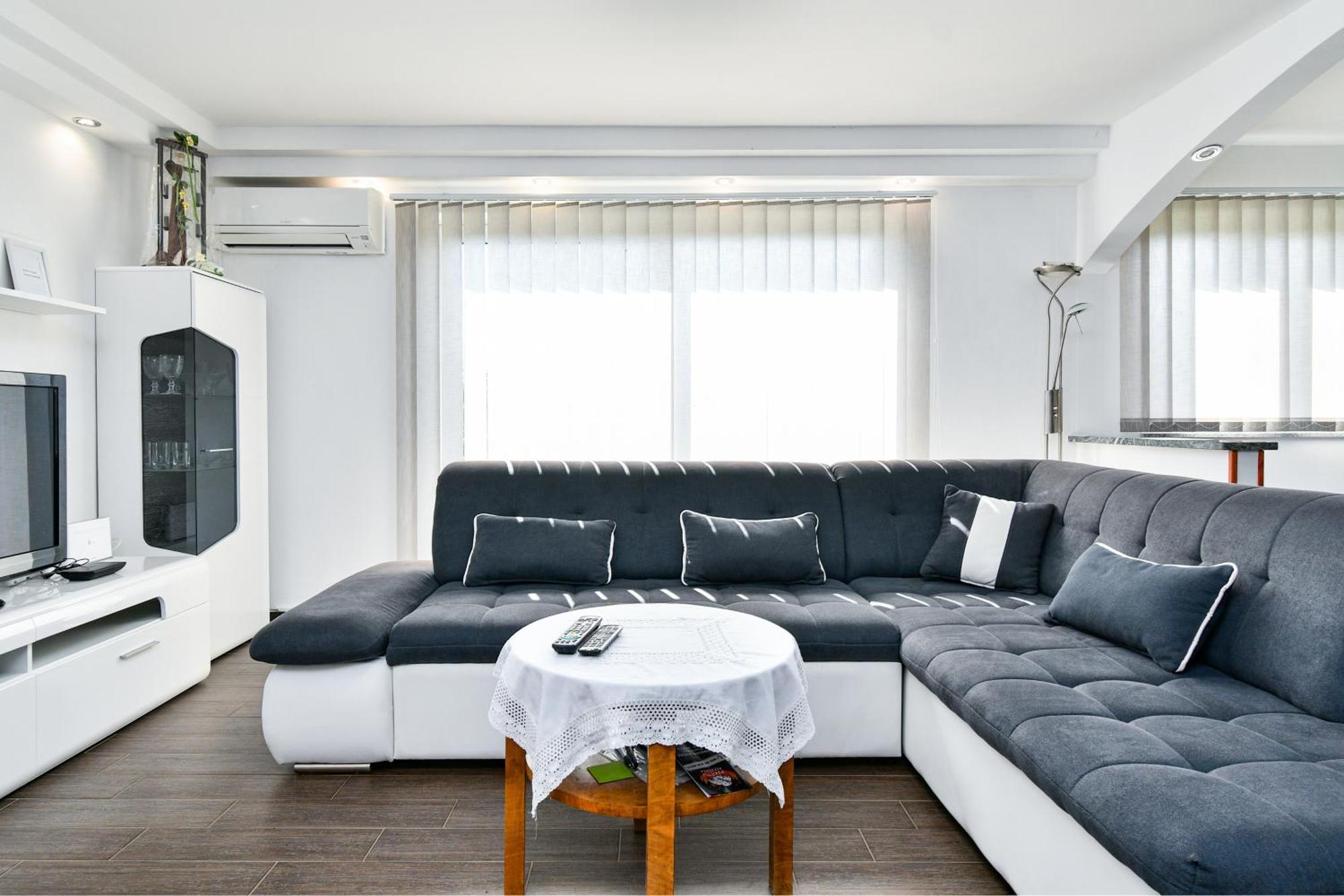 Apartman Lavanda Sa Bazenom I Okucnicom 4* Hreljin Exterior photo