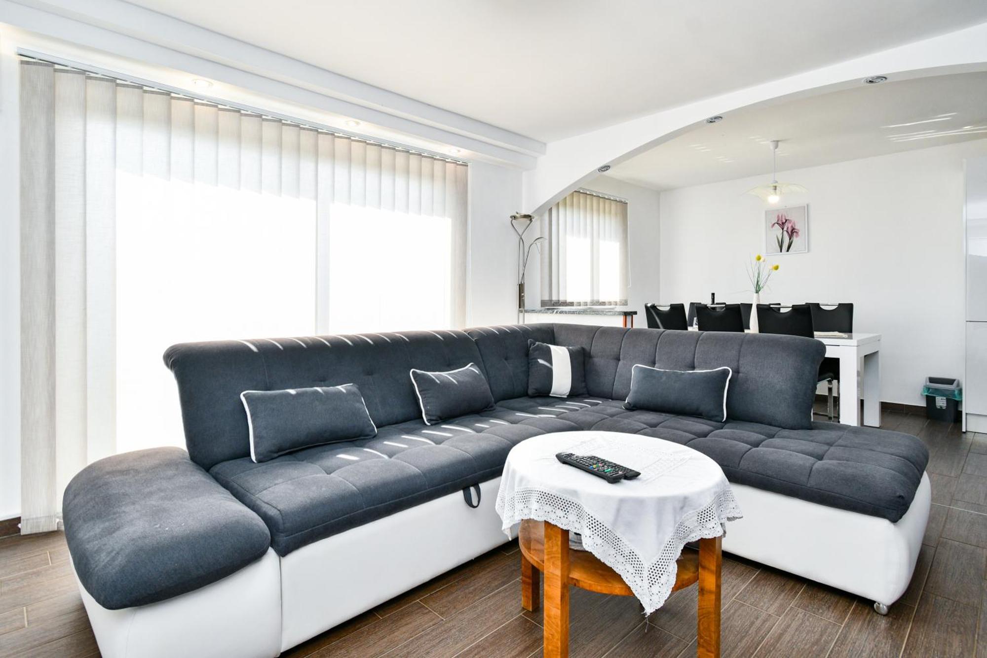 Apartman Lavanda Sa Bazenom I Okucnicom 4* Hreljin Exterior photo